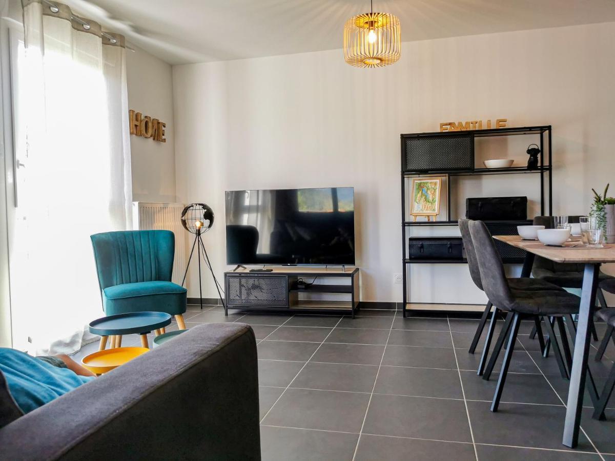 La Belle Vue - Garage Terrasse Wi-Fi Netflix Disney+ Annecy Luaran gambar