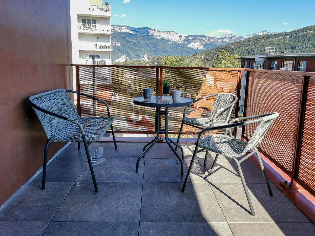 La Belle Vue - Garage Terrasse Wi-Fi Netflix Disney+ Annecy Luaran gambar
